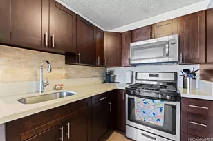 2452 Tusitala St, Honolulu, HI 96815 - Photo 7