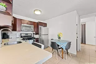 2452 Tusitala St, Honolulu, HI 96815 - Photo 5