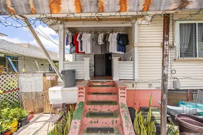 2005 Stanley Street, Honolulu, HI 96819 - Photo 9