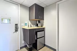 1850 Ala Moana Blvd, Honolulu, HI 96815 - Photo 11