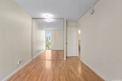 1050 Kinau Street #301, Honolulu, HI 96814 - Photo 13