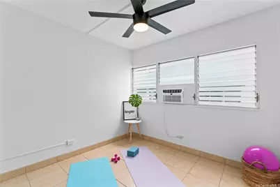 222 Kaiulani Avenue #Penthouse 3, Honolulu, HI 96815 - Photo 13