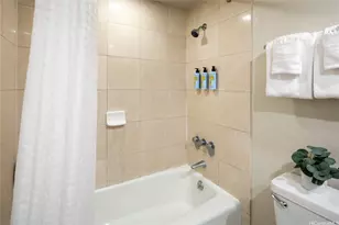 2045 Kalakaua Ave, Honolulu, HI 96815 - Photo 13