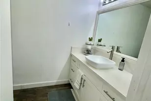 645 Mananai Pl, Honolulu, HI 96818 - Photo 3