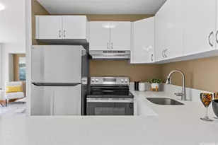 2115 Ala Wai Blvd, Honolulu, HI 96815 - Photo 11