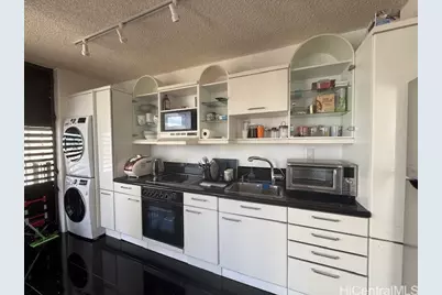 1630 Liholiho Street #2001, Honolulu, HI 96822 - Photo 5