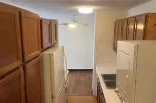 2415 Ala Wai Blvd, Honolulu, HI 96815 - Photo 15