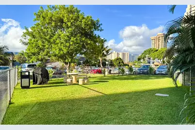 5210 Likini Street #901, Honolulu, HI 96818 - Photo 13