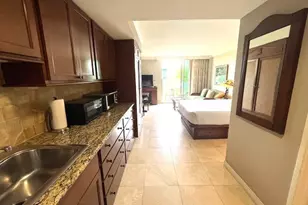 2045 Kalakaua Ave, Honolulu, HI 96815 - Photo 11