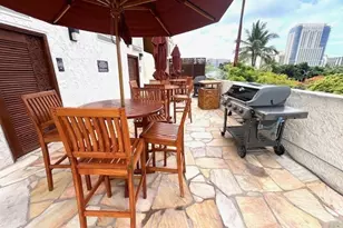 2045 Kalakaua Ave, Honolulu, HI 96815 - Photo 17