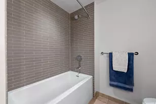 1001 Queen St, Honolulu, HI 96814 - Photo 19