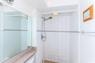 1700 Ala Moana Blvd, Honolulu, HI 96815 - Photo 9