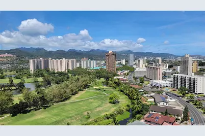 990 Ala Nanala Street #22B, Honolulu, HI 96818 - Photo 1