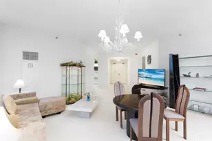 725 Kapiolani Blvd, Honolulu, HI 96813 - Photo 3