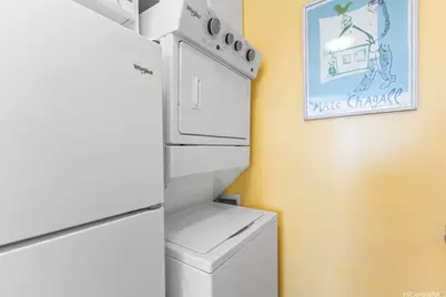 2410 Cleghorn Street #1801, Honolulu, HI 96815 - Photo 13