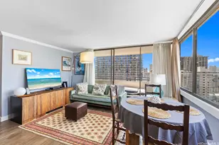 2410 Cleghorn St, Honolulu, HI 96815 - Photo 3