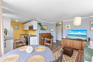 2410 Cleghorn St, Honolulu, HI 96815 - Photo 5