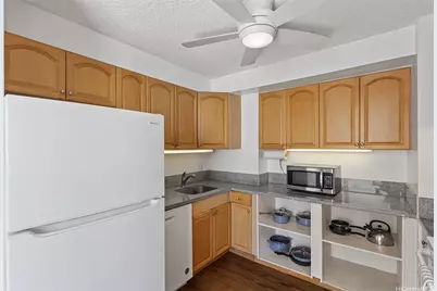 364 Seaside Avenue #1211, Honolulu, HI 96815 - Photo 5