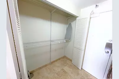 1700 Ala Moana Boulevard #1702, Honolulu, HI 96815 - Photo 7