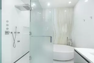 1118 Ala Moana Blvd, Honolulu, HI 96814 - Photo 15