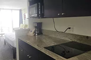 445 Seaside Ave, Honolulu, HI 96815 - Photo 9