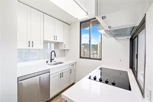 2121 Ala Wai Blvd, Honolulu, HI 96815 - Photo 3