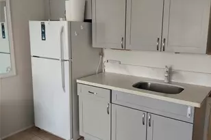 134 Kapahulu Ave, Honolulu, HI 96815 - Photo 5