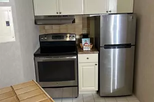 1088 Bishop St, Honolulu, HI 96813 - Photo 9