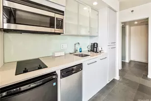 410 Atkinson Dr, Honolulu, HI 96814 - Photo 13