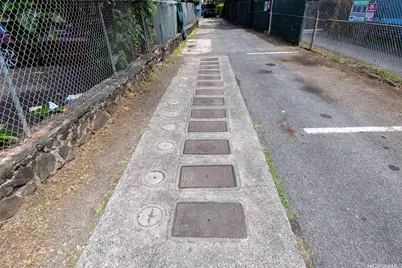 815 Lopez Lane, Honolulu, HI 96817 - Photo 21