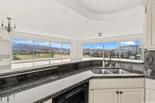 2547 Ala Wai Blvd, Honolulu, HI 96815 - Photo 1