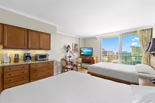 2045 Kalakaua Ave, Honolulu, HI 96815 - Photo 5