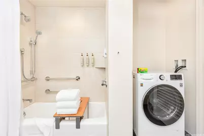 1390 Kapiolani Boulevard #3002, Honolulu, HI 96814 - Photo 13