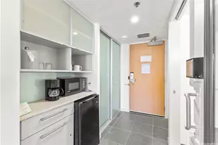 410 Atkinson Dr, Honolulu, HI 96814 - Photo 7