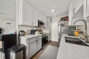 429 Mananai Pl, Honolulu, HI 96818 - Photo 9