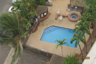 2724 Kahoaloha Ln, Honolulu, HI 96826 - Photo 5
