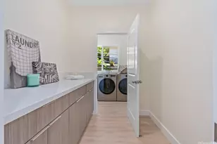 3061 Kahaloa Dr, Honolulu, HI 96822 - Photo 9