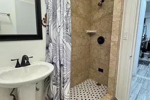 417 Nohonani St, Honolulu, HI 96815 - Photo 5