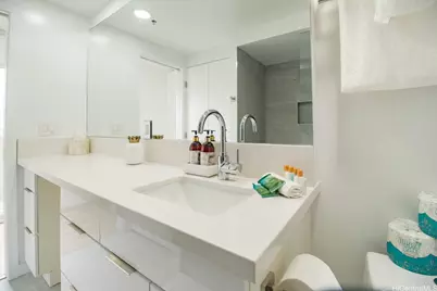 364 Seaside Avenue #901, Honolulu, HI 96815 - Photo 13