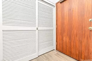 2215 Aloha Dr, Honolulu, HI 96815 - Photo 17