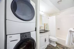 469 Ena Rd, Honolulu, HI 96815 - Photo 15