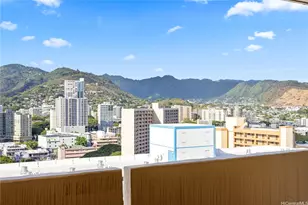 1561 Kanunu St, Honolulu, HI 96814 - Photo 13