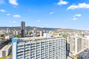 1561 Kanunu St, Honolulu, HI 96814 - Photo 15
