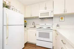 739 Hausten St, Honolulu, HI 96826 - Photo 7