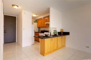 435 Seaside Ave, Honolulu, HI 96815 - Photo 3