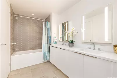 1001 Queen Street #1801, Honolulu, HI 96814 - Photo 9