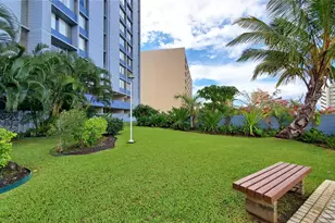 3045 Ala Napuaa Pl, Honolulu, HI 96818 - Photo 17