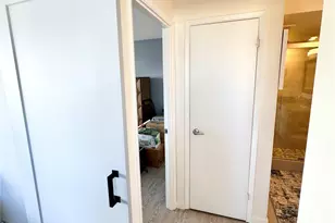 2240 Kuhio Ave, Honolulu, HI 96815 - Photo 7