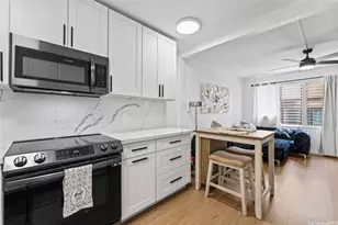 98-1280 Hoohiki Pl, Pearl City, HI 96782 - Photo 1