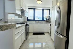 1650 Ala Moana Blvd, Honolulu, HI 96815 - Photo 11